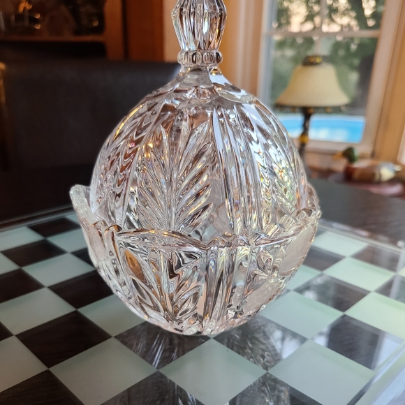 Glass candy dish for sale - Picture 3 of 14